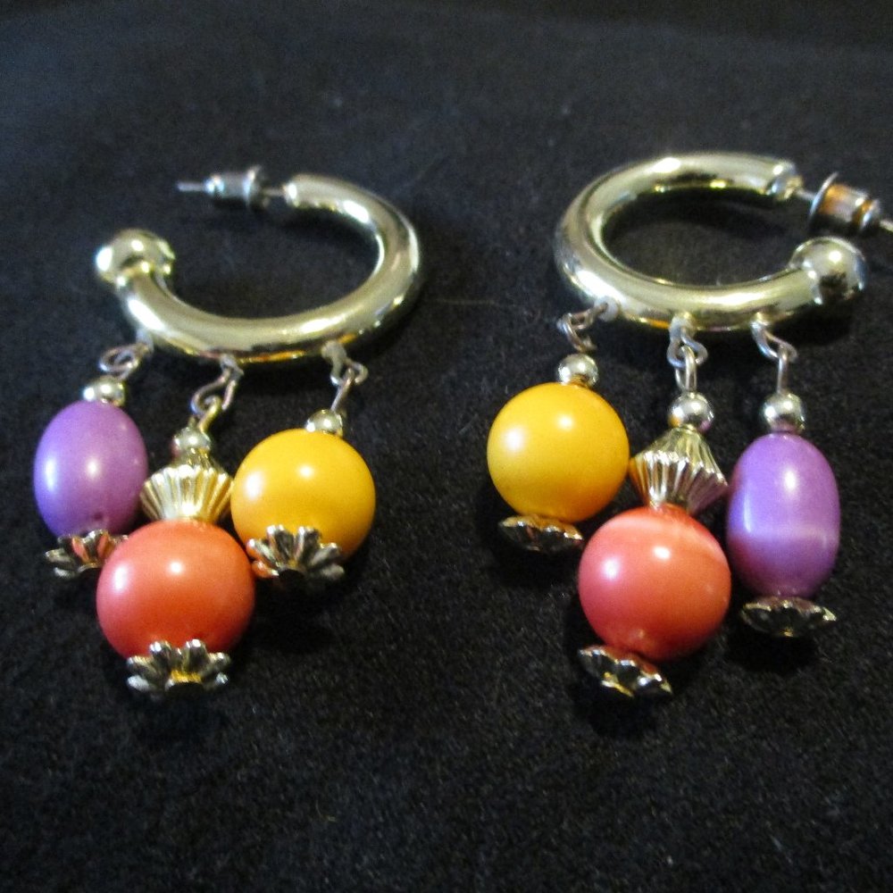 Vintage 80s Colorful Bead Dangle Earrings